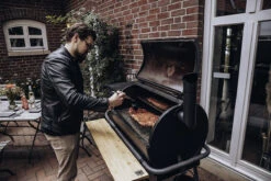 MOESTA-BBQ Sheriff Pelletgrill Ohne Ablagebrett 15 MOESTA-BBQ Sheriff Pelletgrill Ohne Ablagebrett -Brunner Grillen Geschaft 2022 09 20 moesta bandit und wm shooting 190