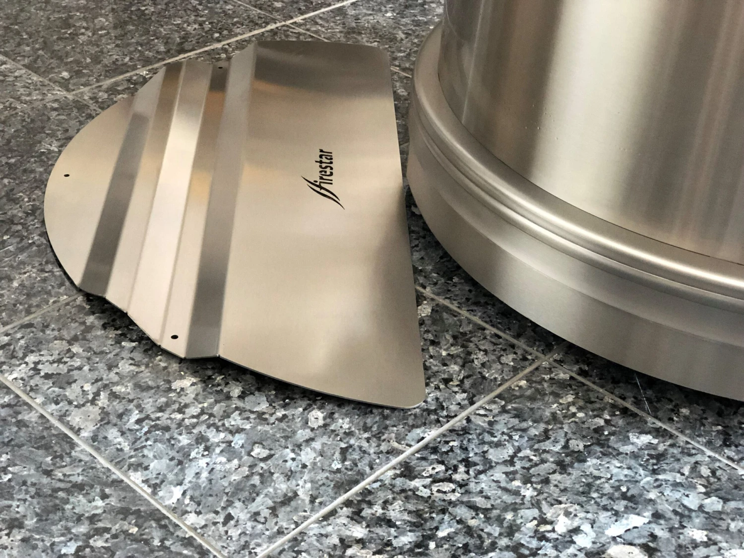 Docking Station Firestar Grillkamin DN 800 DN 700 SWING 4 Docking Station Firestar Grillkamin DN 800 DN 700 SWING – Bild 2