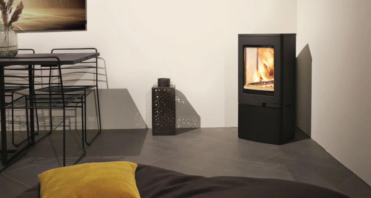 Kaminofen Nordpeis UNO 5 Schwarz, 4 KW 6 Kaminofen Nordpeis UNO 5 Schwarz, 4 KW – Bild 4